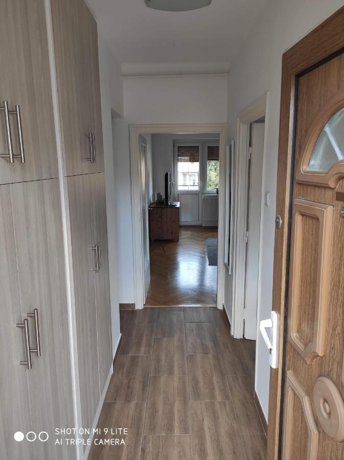 Alex Apartman Шопрон Екстер'єр фото